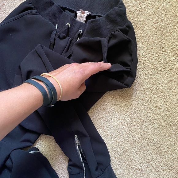 Black Juicy couture jogger slax size xs (or 2-4) - Picture 3 of 9